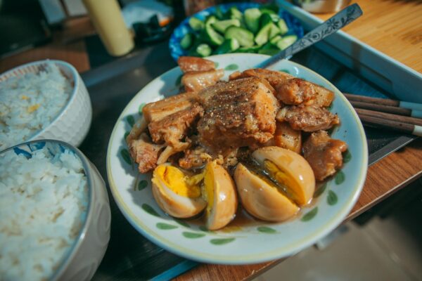 Filipino Recipes: Essential Dishes and the Complete Guide to Filipino Cuisine