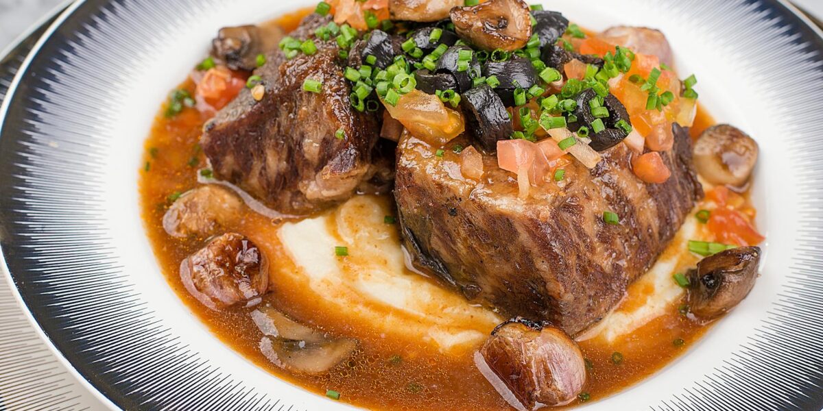 Galbi Jjim Recipe (Korean Braised Beef Short Ribs)