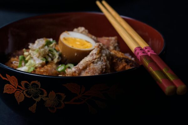 Oyakodon Recipe (Japanese Chicken and Egg Rice Bowl)