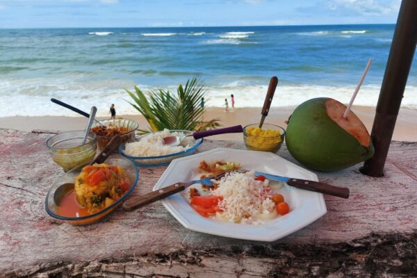 Sri Lankan Food: Essential Dishes and the Complete Guide to Sri Lanka Cuisine