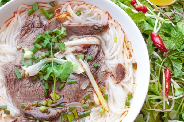 Central Vietnamese Food: Essential Dishes and the Complete Guide to Hue, Hoi An, and Danang Cuisine