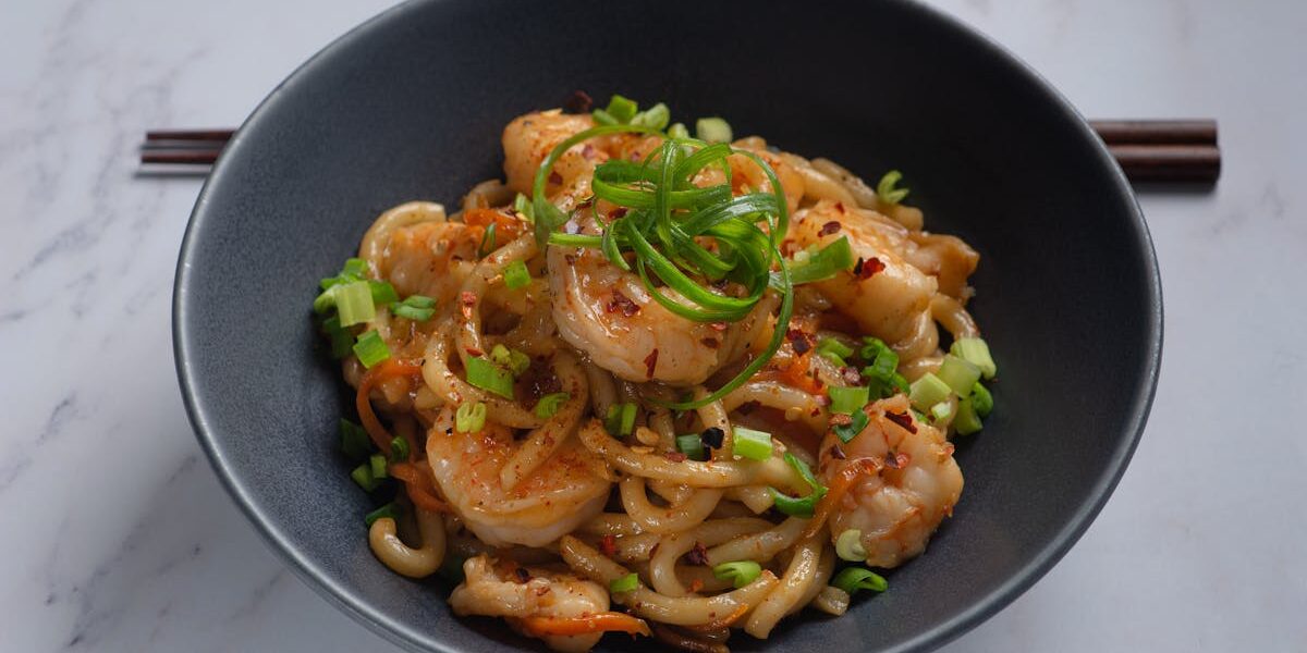 Crispy Chili Oil Noodles Recipe (Chinese La You Ban Mian)
