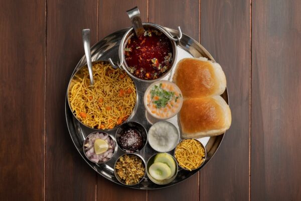 Gujarati Food: Essential Dishes and the Complete Guide to Gujarat Cuisine