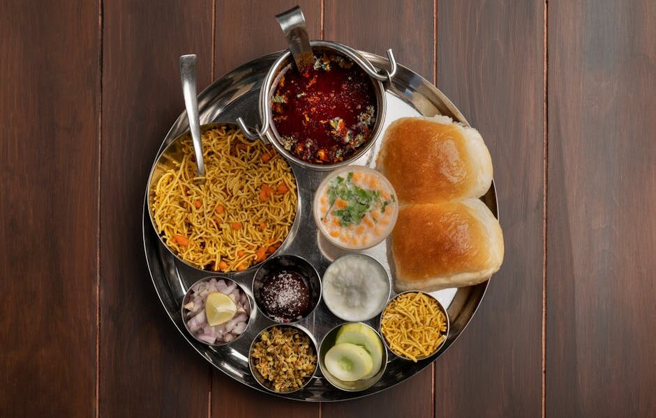 Gujarati Food: Essential Dishes and the Complete Guide to Gujarat Cuisine