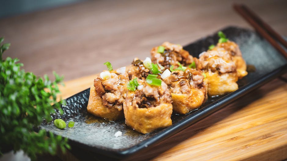 Hong Kong Food: Essential Dishes and the Complete Guide to Hong Kong Cuisine
