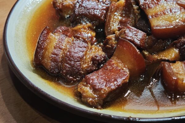How to Make Vietnamese Caramel Sauce: The Complete Guide to Nuoc Mau Burnt Sugar Technique