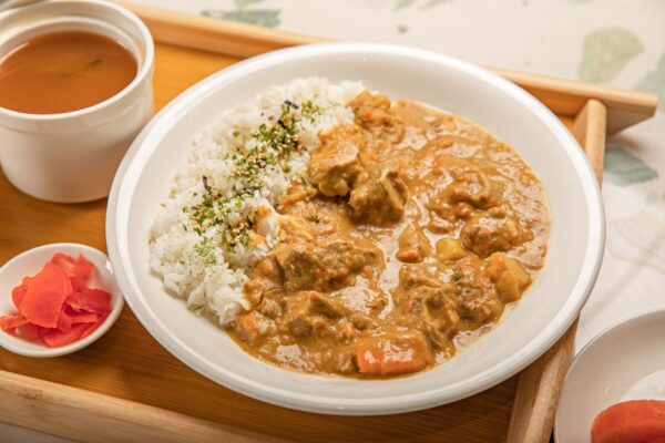 Japanese Curry Rice Recipe (Authentic Kare Raisu at Home)