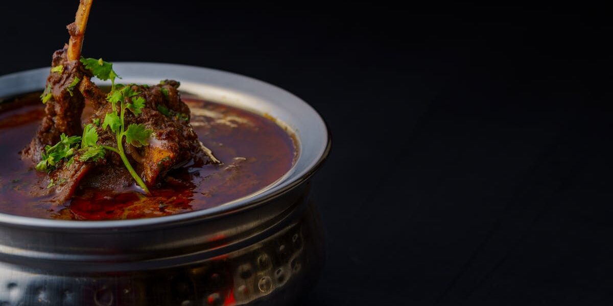 Kashmiri Food: Essential Dishes and the Complete Guide to Kashmir Cuisine