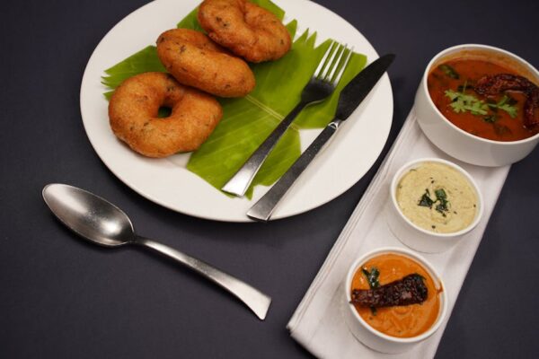 Tamil Food: Essential Dishes and the Complete Guide to Tamil Cuisine