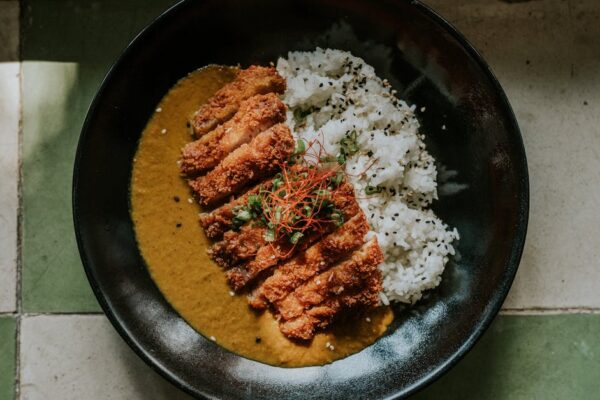Katsu Curry Recipe (Crispy Japanese Chicken Cutlet with Curry Rice)